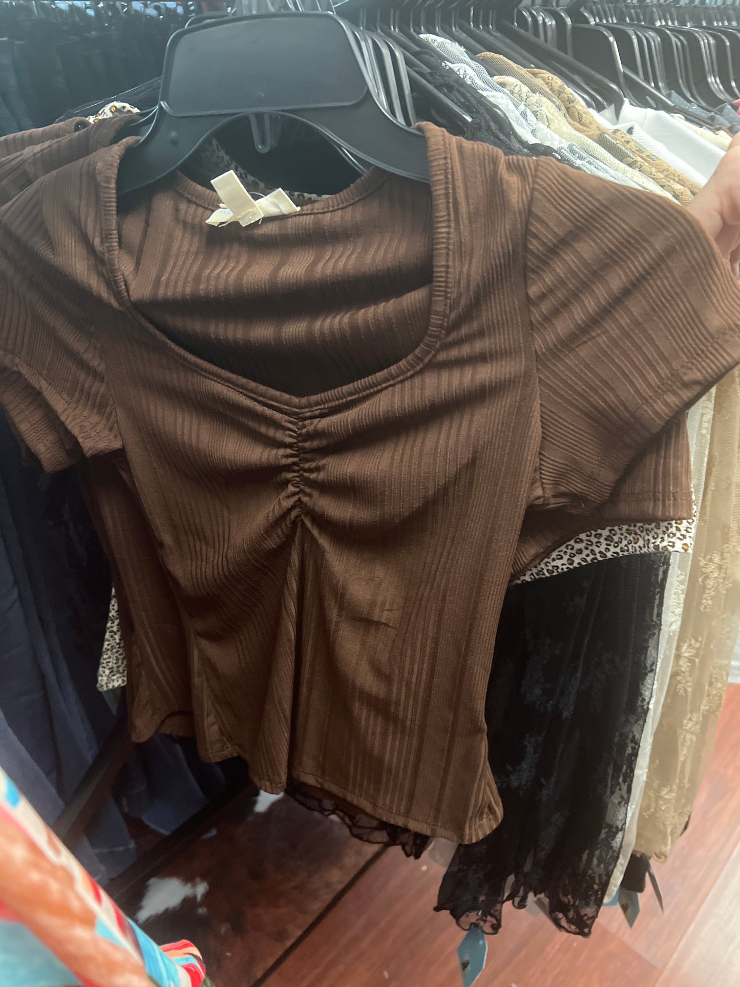 Brown cropped shirt