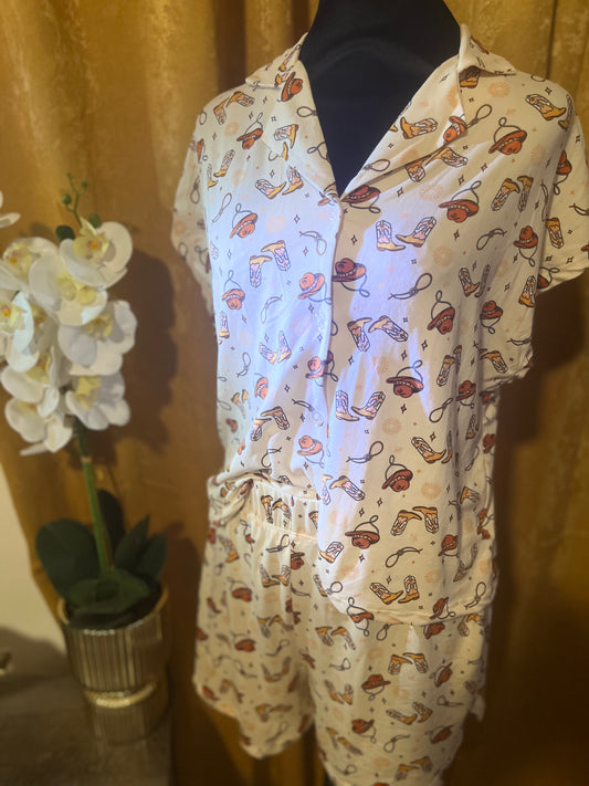 Boot Scooting’ short pajama set