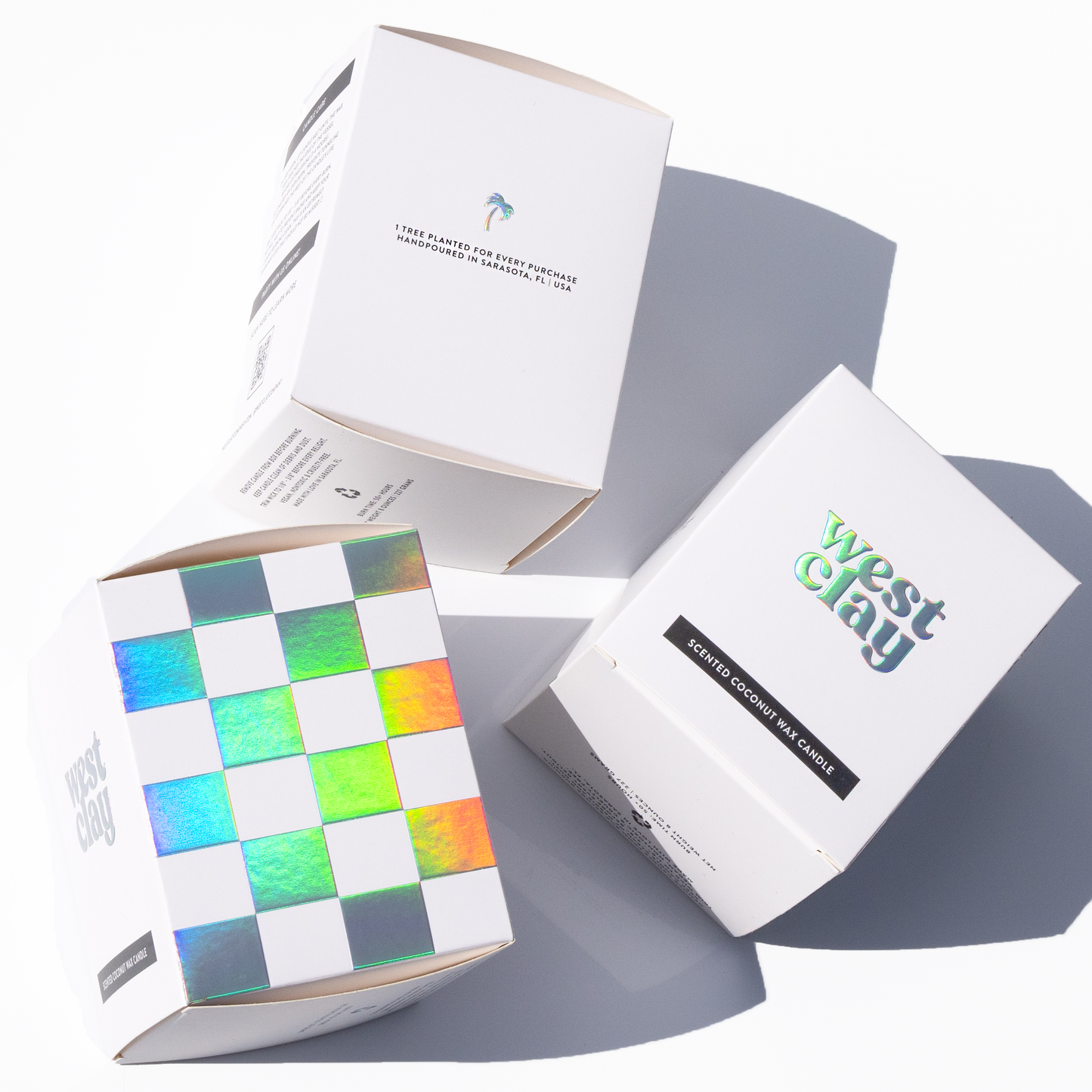 Coastal Cottage Candle 🌊 - Bergamot, Peony, Sea Salt Scent